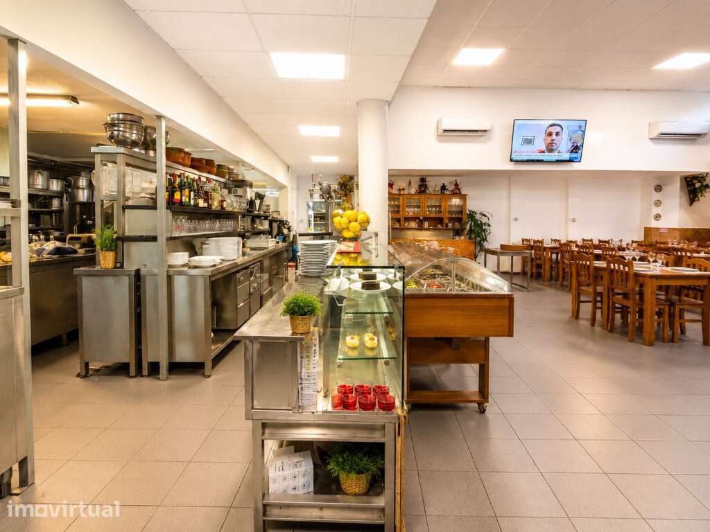 Trespasse de restaurante em zona da Baixa de Coimbra - Grande imagem: 4/11