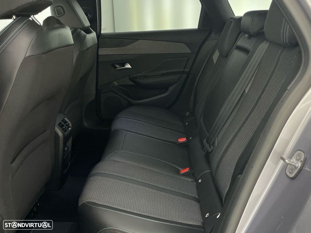 Peugeot 308 SW 1.2 PureTech Allure - 12