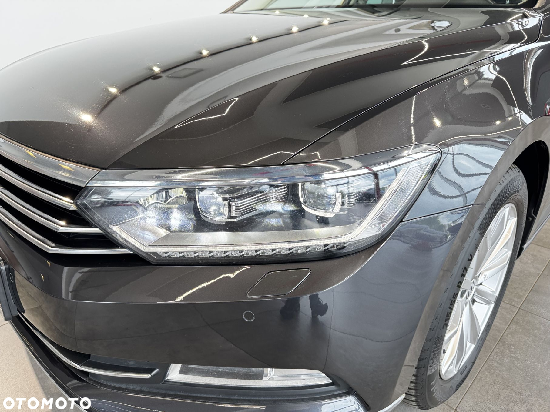Volkswagen Passat - 10
