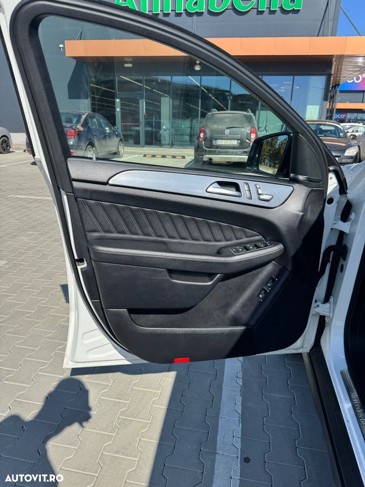 Mercedes-Benz GLE - 13