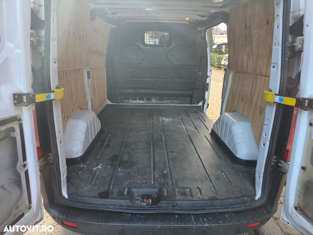 Ford Transit Custom - 9