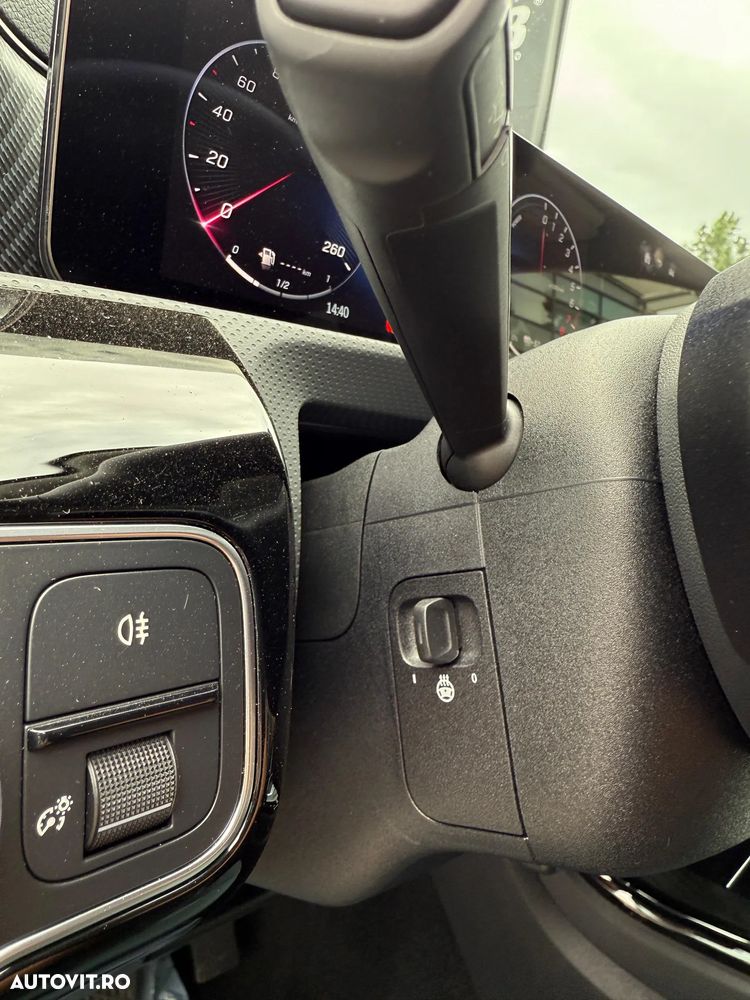 Mercedes-Benz A 250 e Sedan 8G-DCT Lim. Progressive Advanced - 27