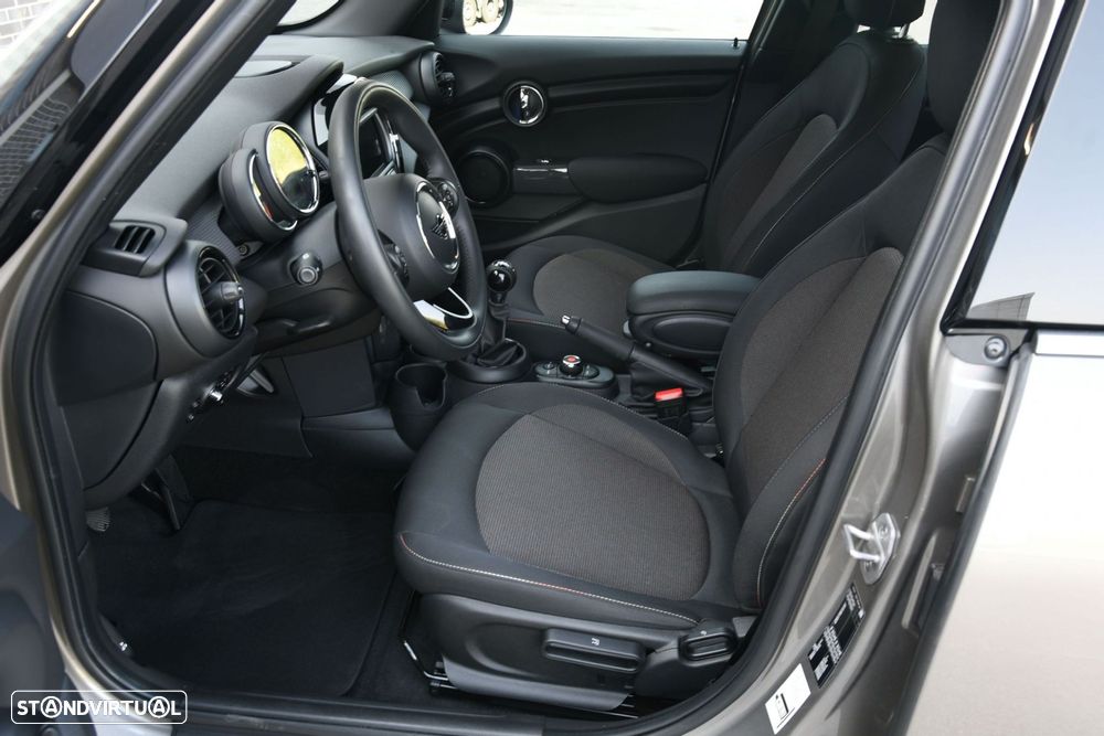 MINI 5 Portas Cooper Sport Edition - 22
