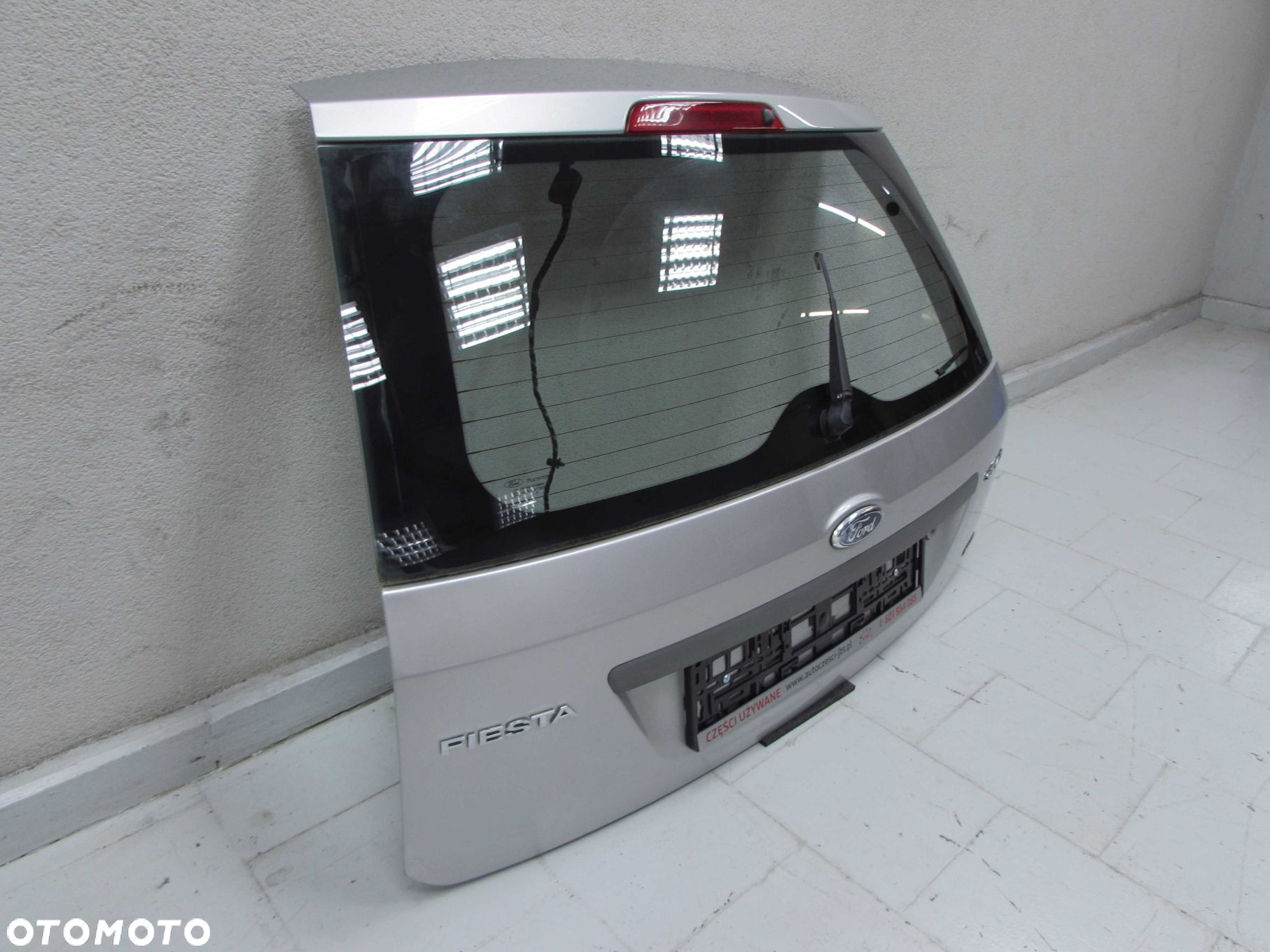 FORD FIESTA MK6 VI 5D 02-08 KLAPA BAGAZNIKA TYL 62 - 4
