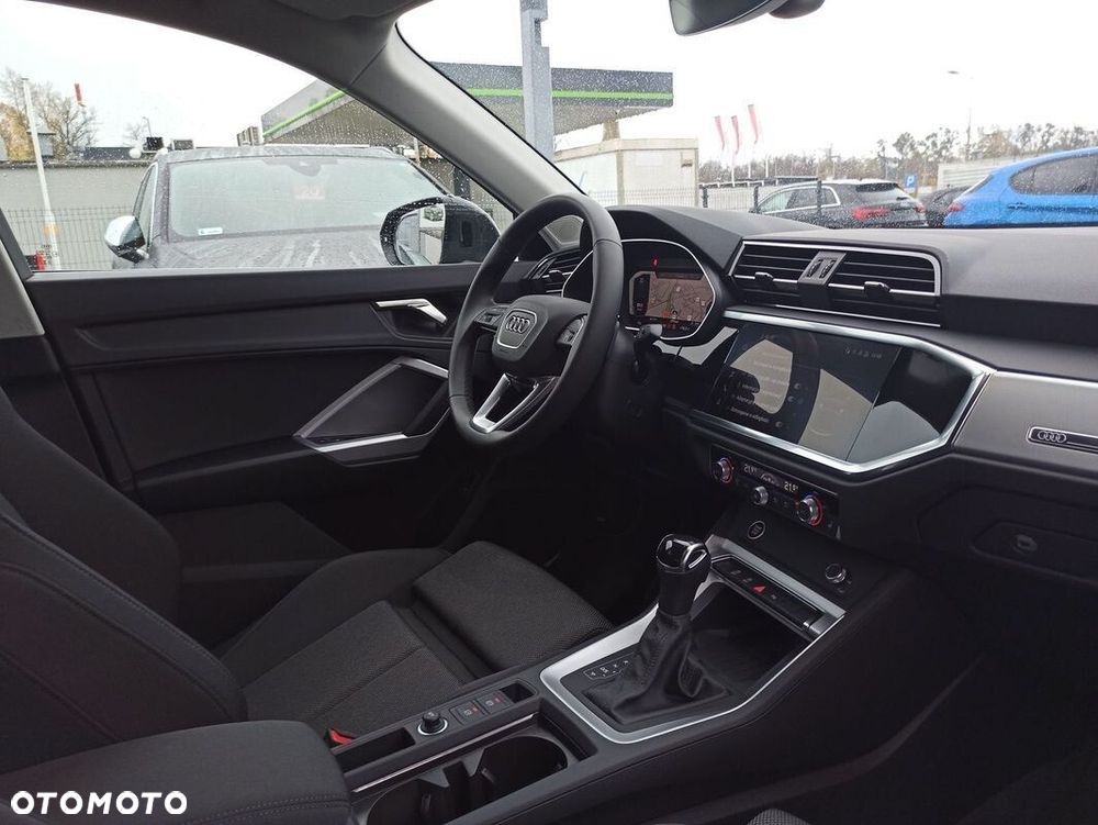 Audi Q3 35 TFSI S tronic - 15