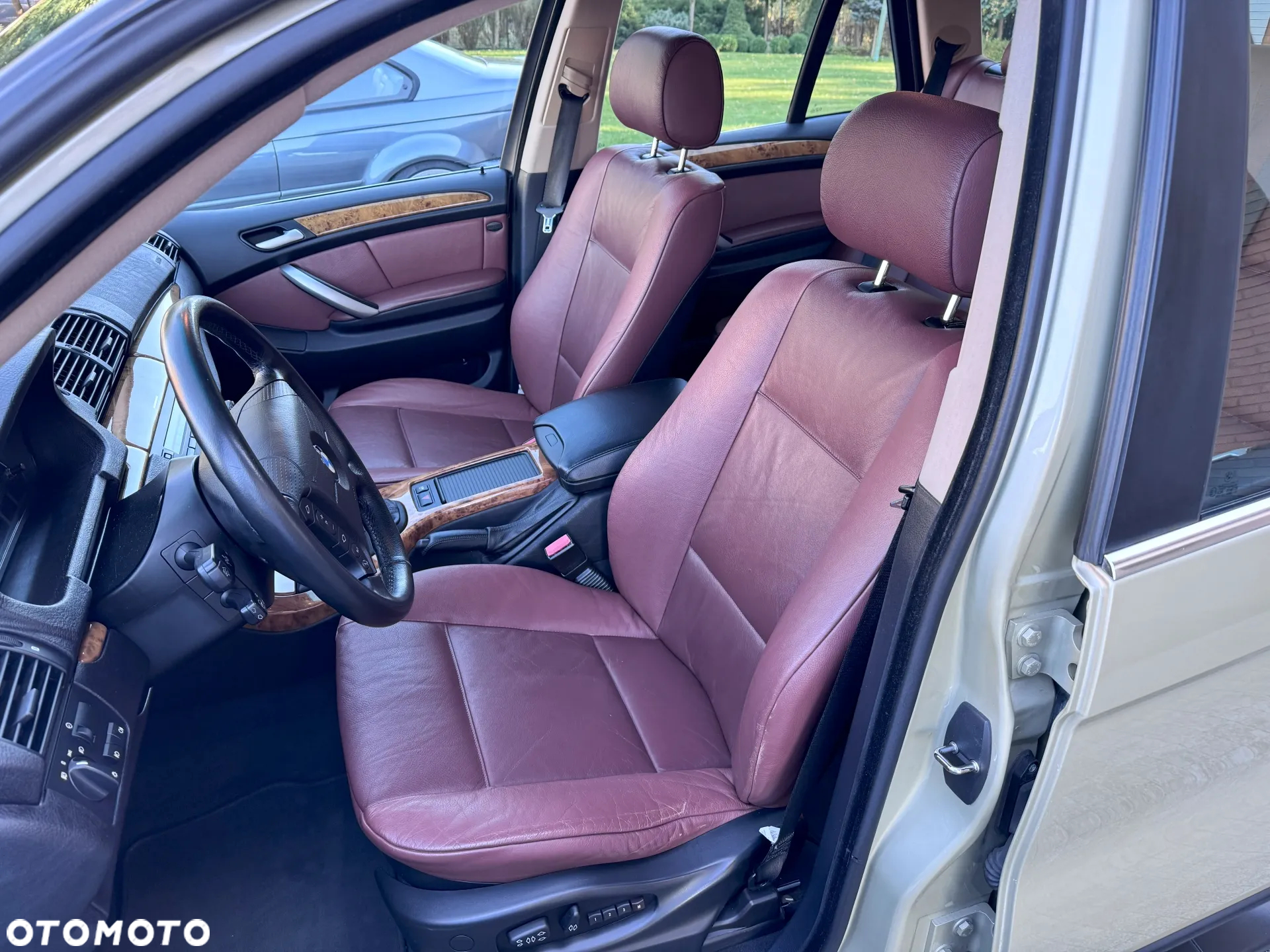 BMW X5 4.4i - 20