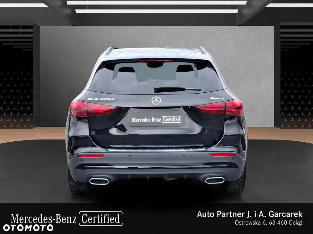 Mercedes-Benz GLA 220 d 4-Matic AMG Line - 4