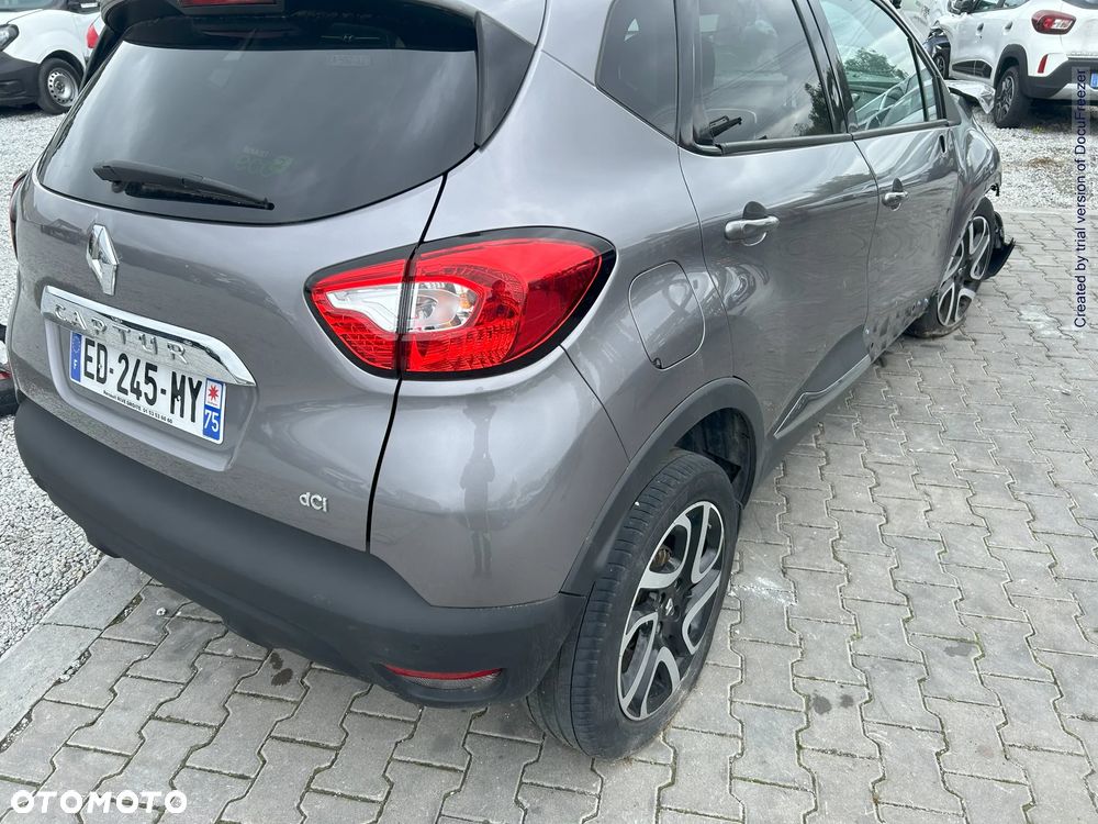 Renault Captur - 4