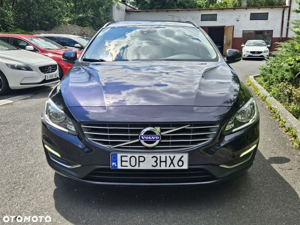 Volvo V60 D2 Geartronic Summum - 37
