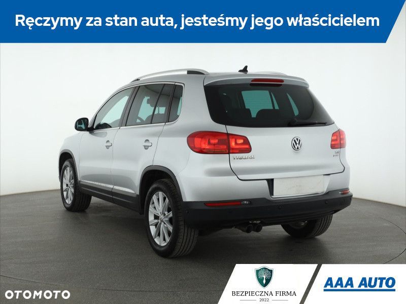 Volkswagen Tiguan - 5