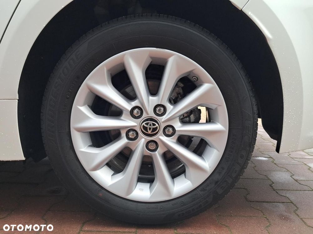 Toyota Corolla - 17