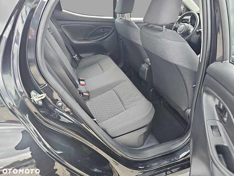 Mazda 2 - 13