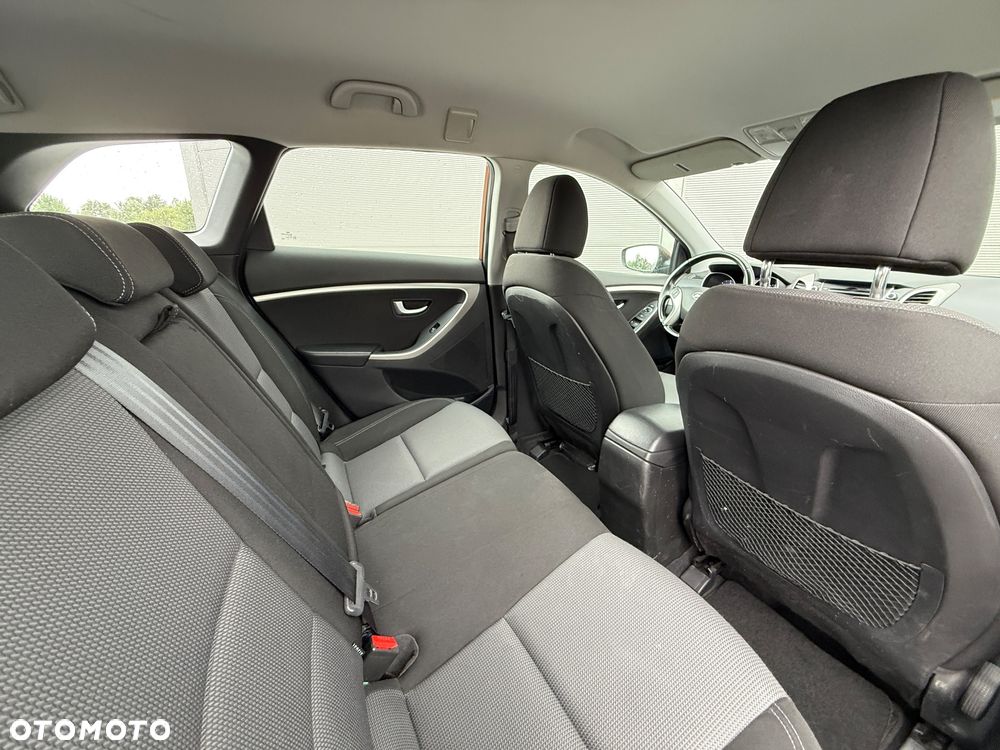 Hyundai i30 1.4 CRDi Comfort - 10