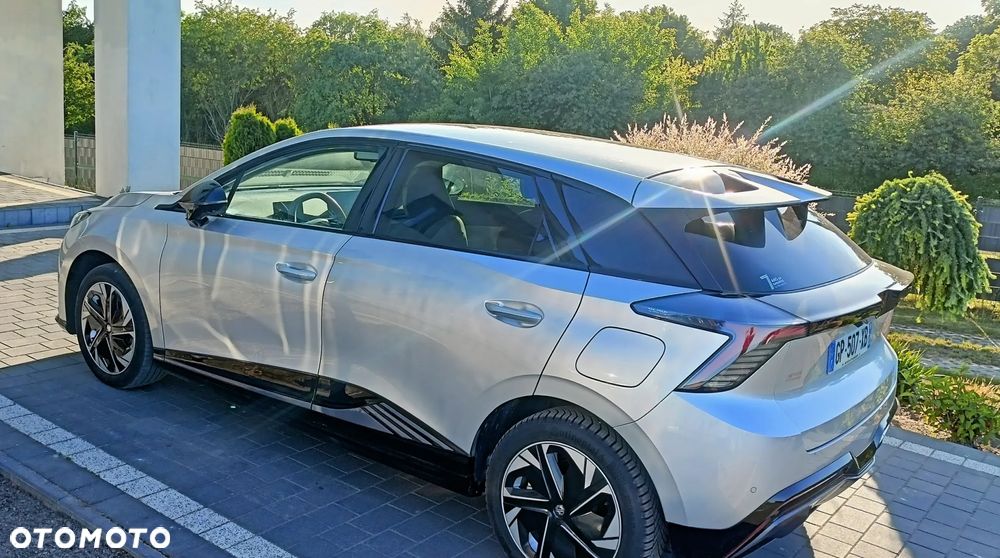 MG 4 Luxury 64 kWh - 5