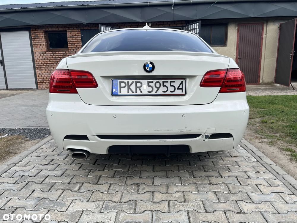 BMW Seria 3 320d DPF M Sport Edition - 15