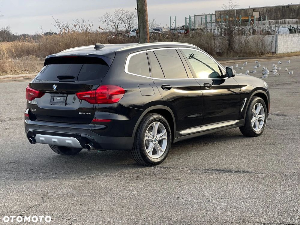 BMW X3 xDrive30i Luxury Line - 11
