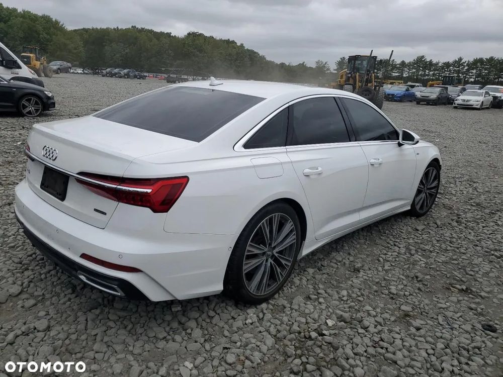 Audi A6 - 6