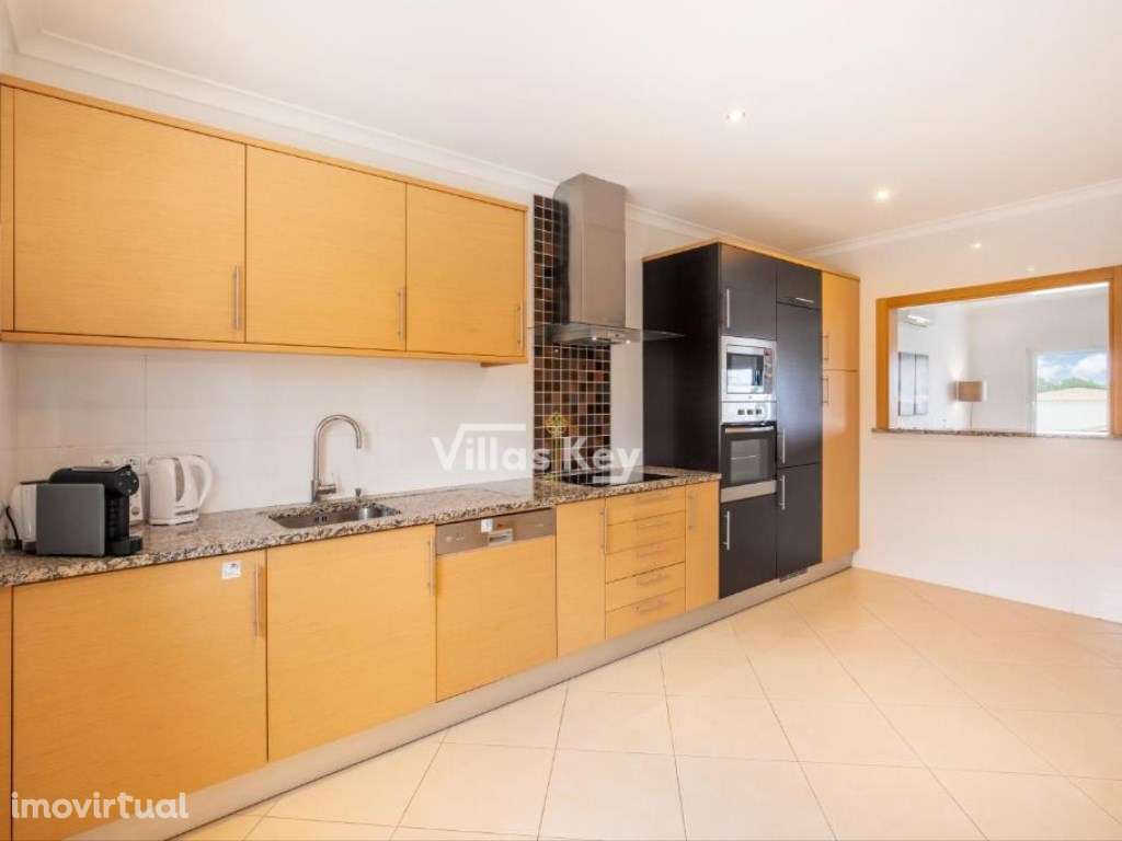 Moradia 3 quartos, vista mar e piscina perto da praia . Salema,Alga... - Grande imagem: 5/22