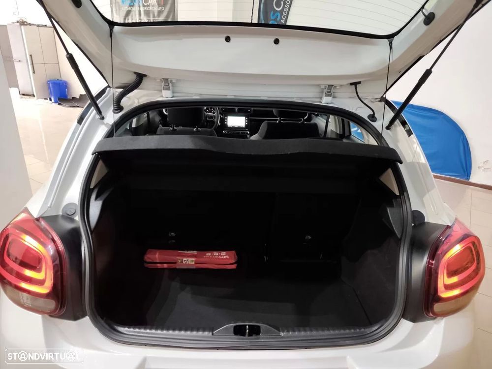 Citroën C3 1.2 PureTech Shine EAT6 - 22