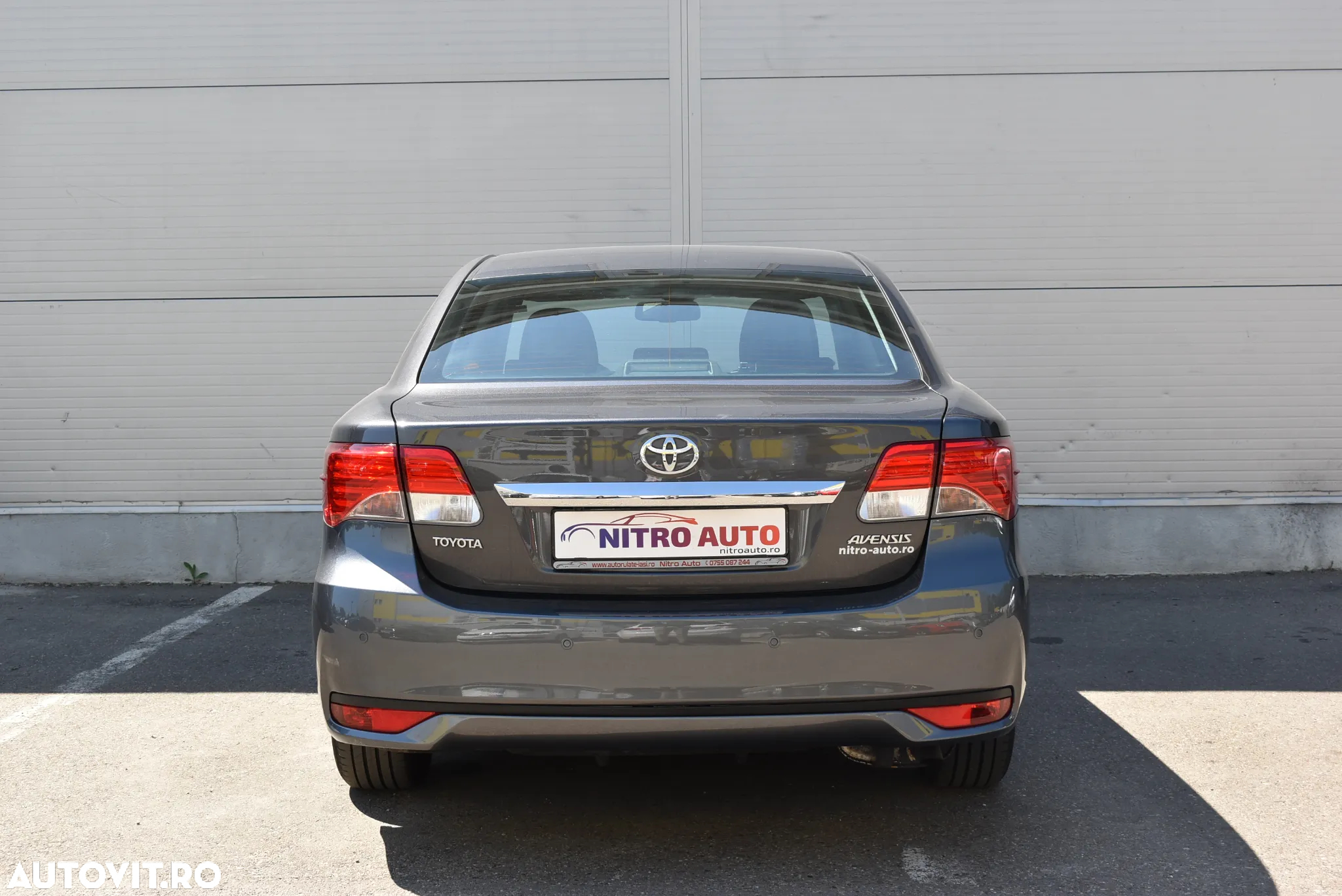 Toyota Avensis - 5