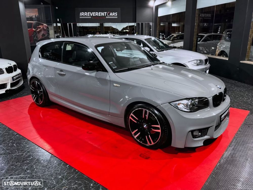 BMW 118 d Pack M - 4