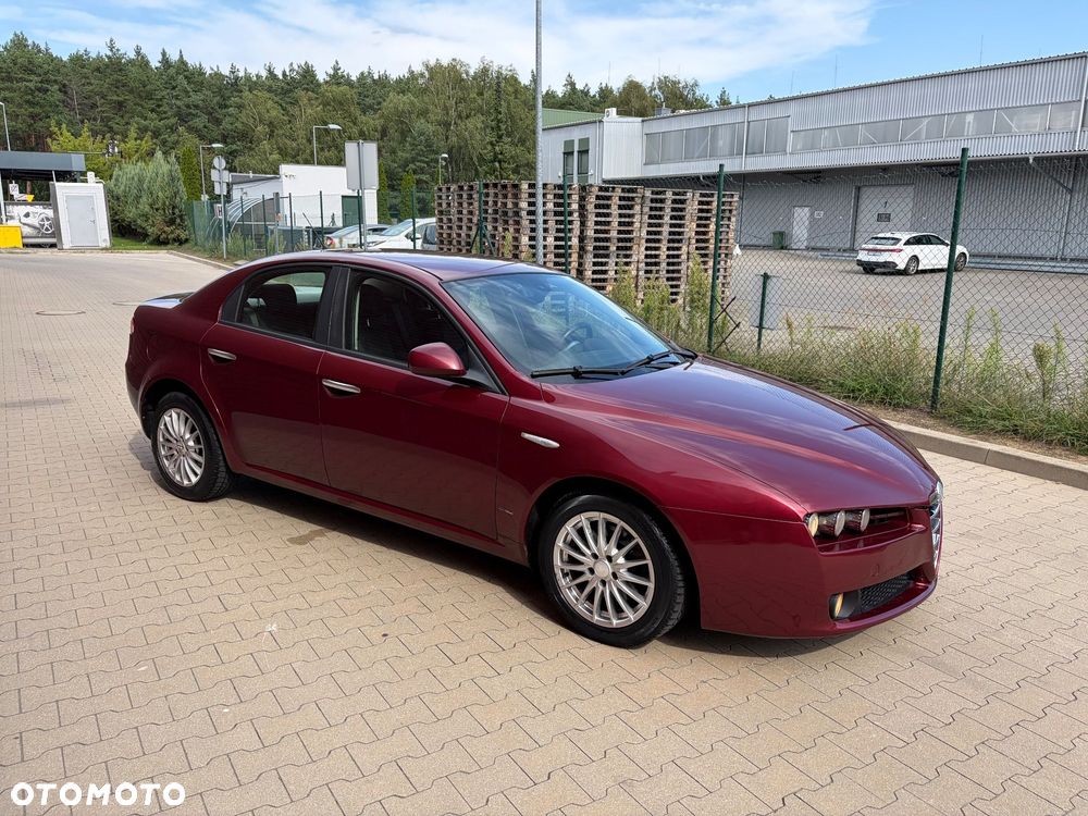 Alfa Romeo 159 - 2