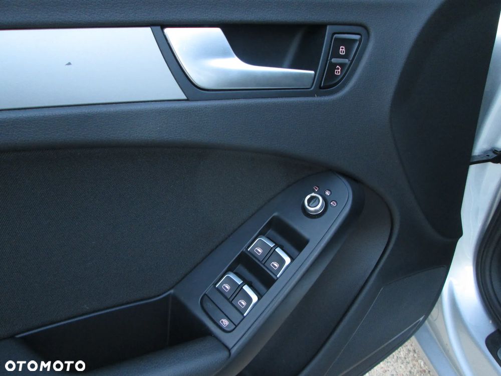 Audi A4 Avant 2.0 TDI DPF clean diesel Ambition - 16