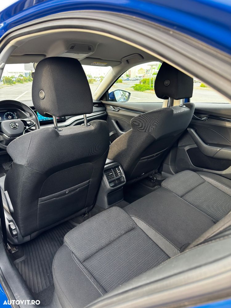 Skoda Octavia 2.0 TDI DSG Style - 12