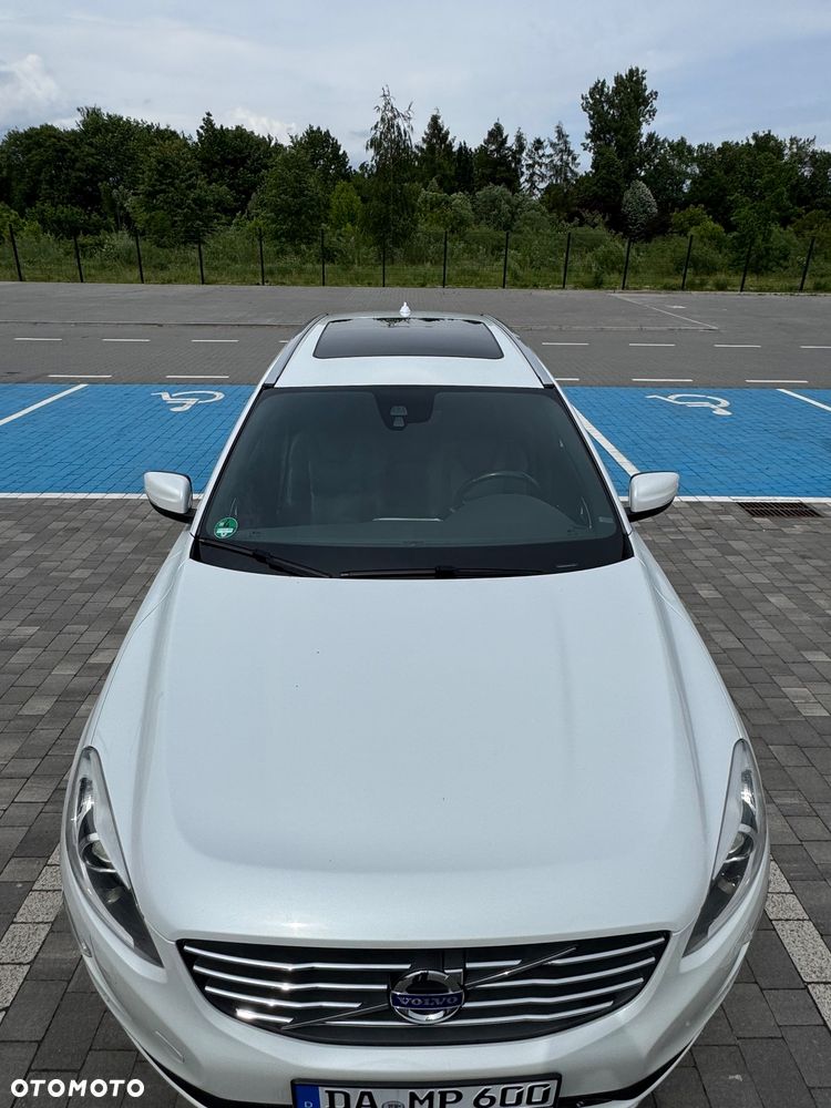 Volvo XC 60 D4 Drive-E Summum - 3