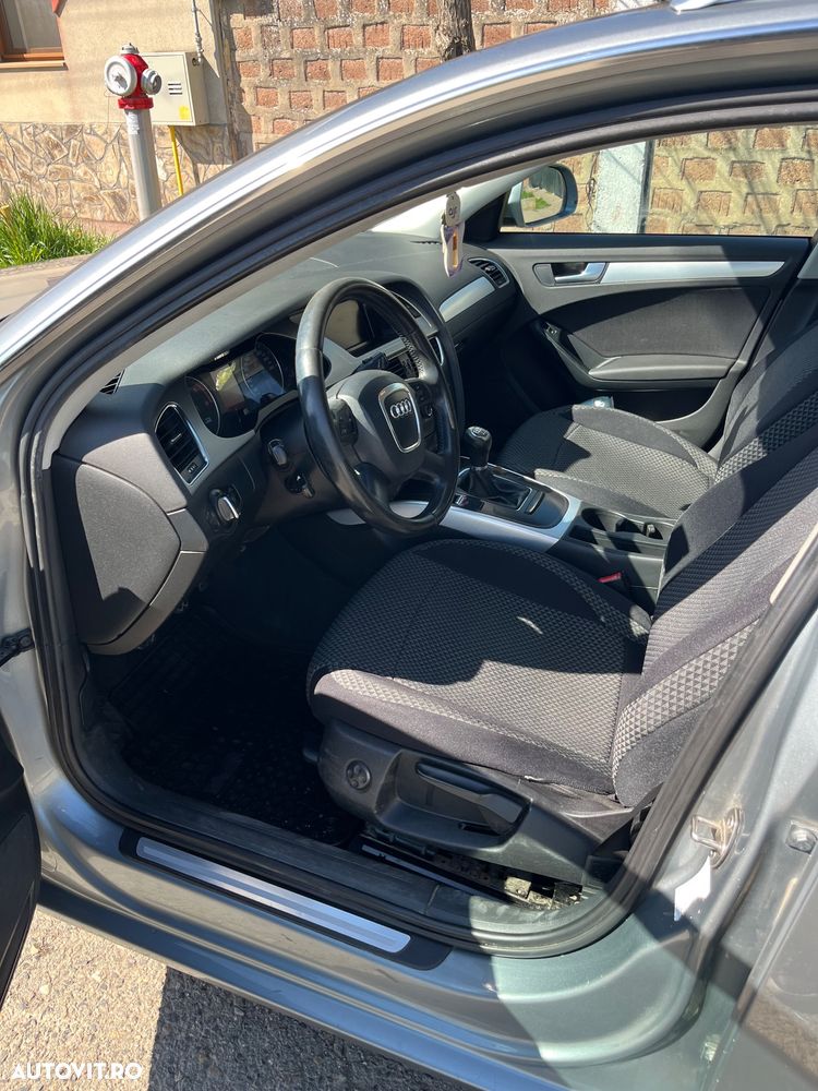 Audi A4 2.0 TDI B8 - 8