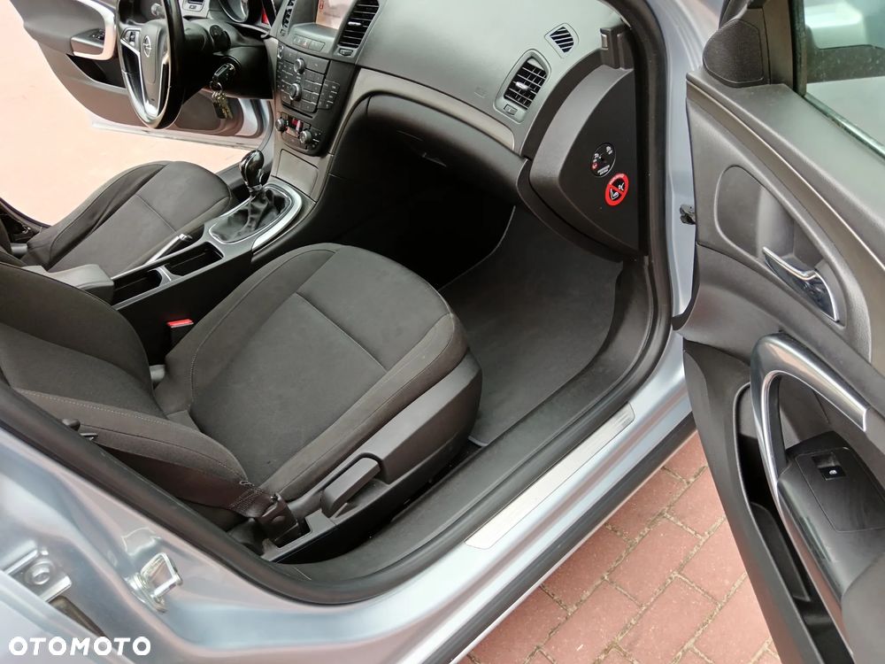 Opel Insignia 2.0 CDTI Design Edition - 9