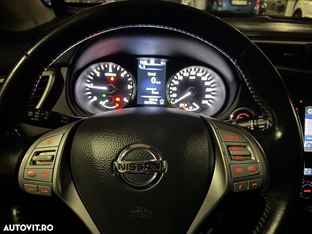 Nissan Qashqai 1.6 DCI ALL-MODE 4x4i TEKNA+ - 16