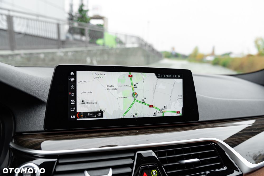 BMW Seria 5 530i xDrive GPF M Sport sport - 35