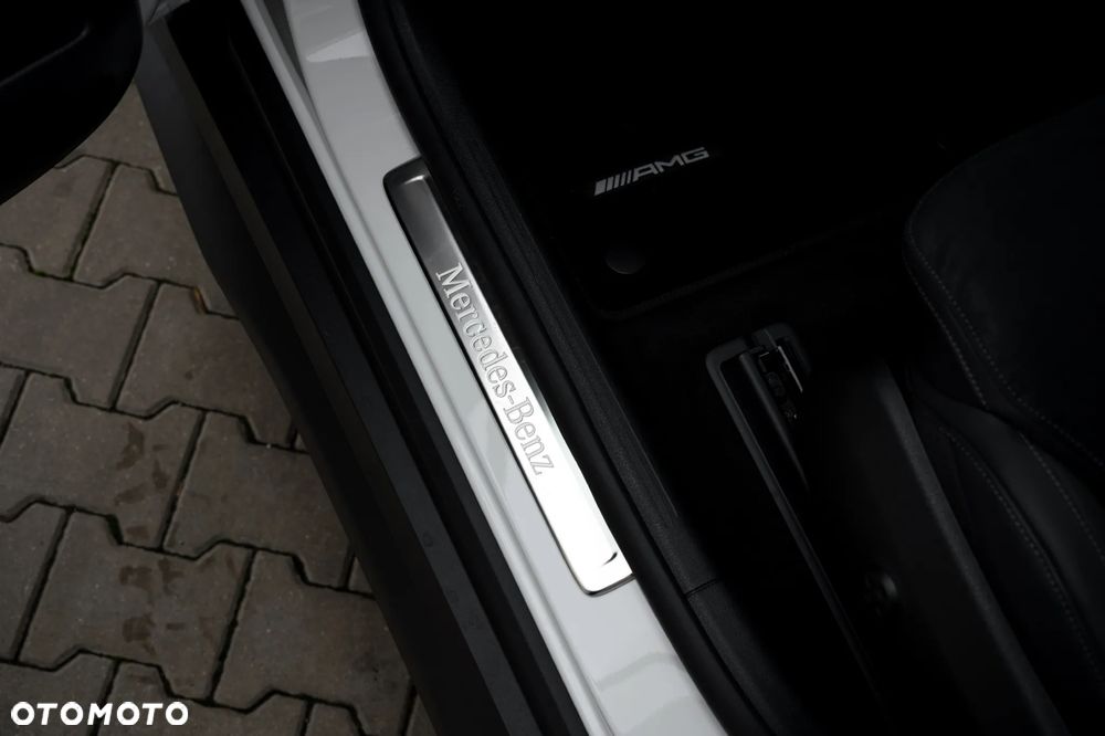 Mercedes-Benz GLC 220 d mHEV 4-Matic AMG Line - 23