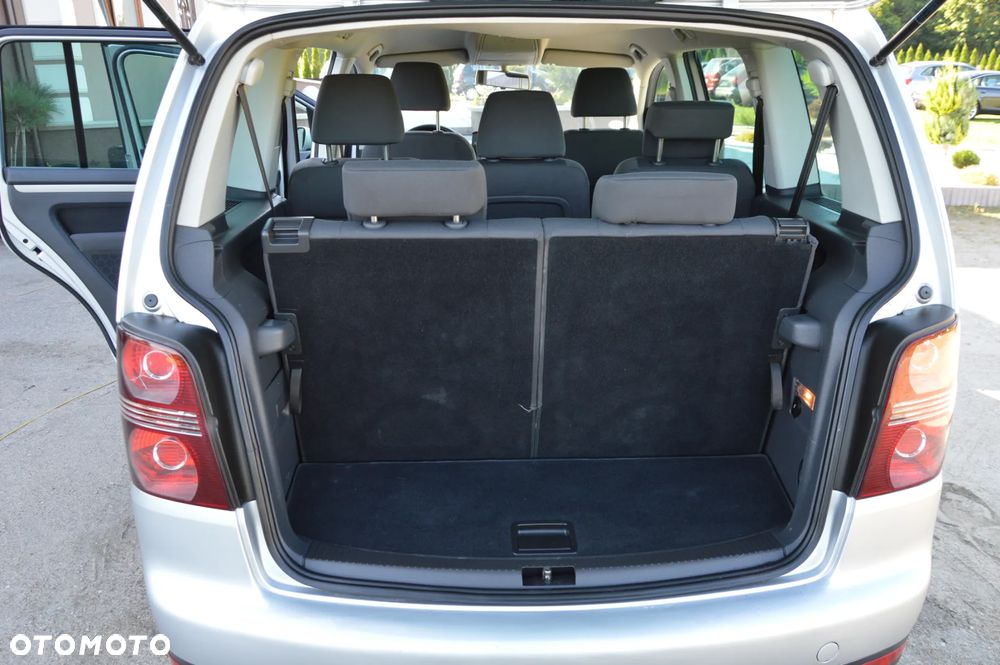 Volkswagen Touran 2.0 TDI United - 17