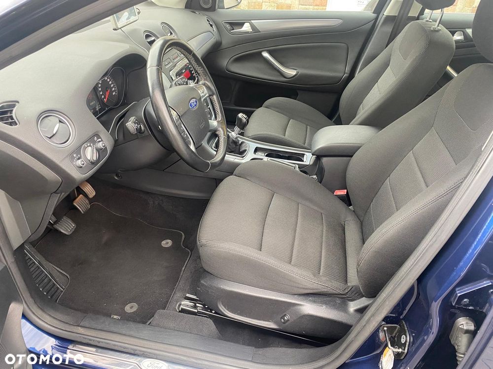Ford Mondeo 2.0 TDCi Champions Edition - 20