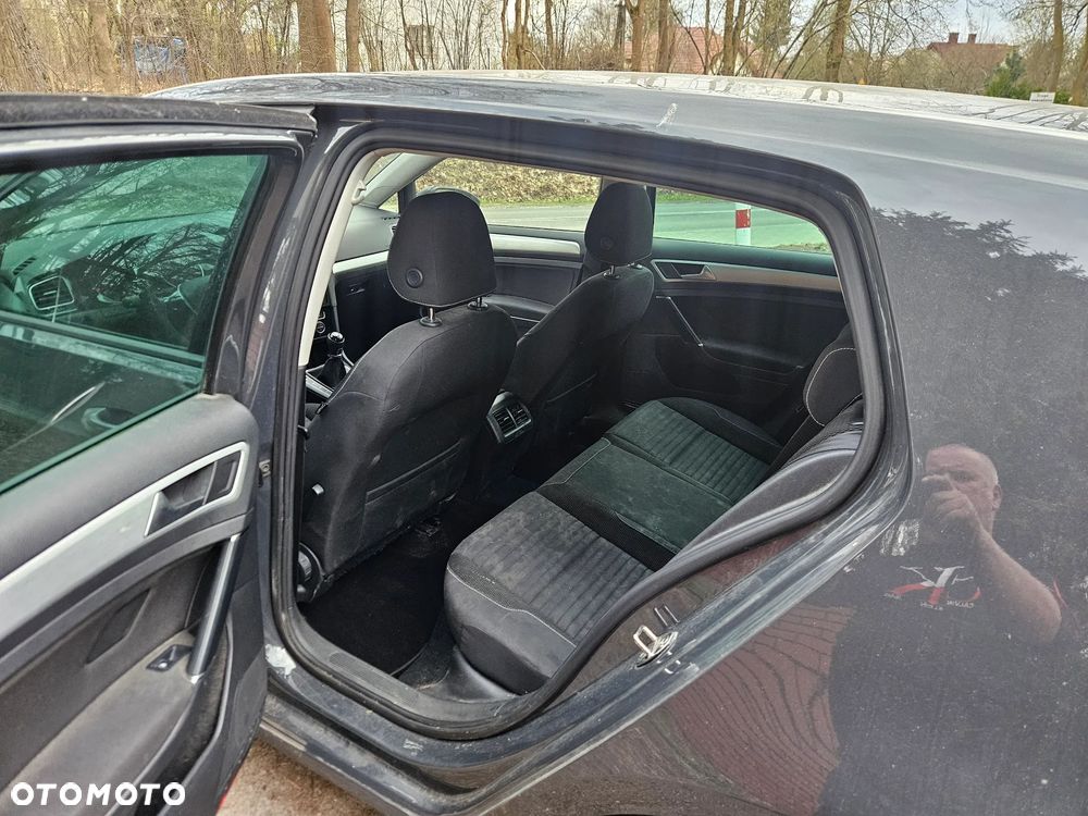 Volkswagen Golf 1.2 TSI BMT Trendline Perfectline - 6