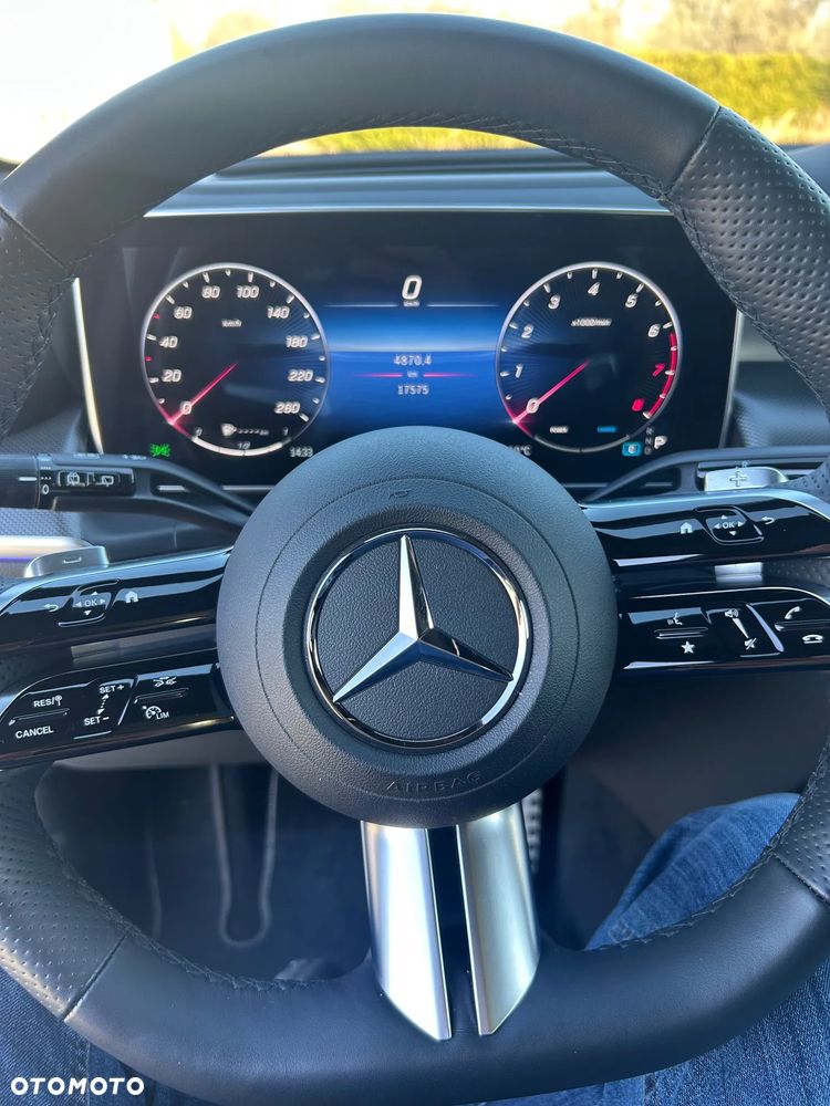 Mercedes-Benz GLC - 15