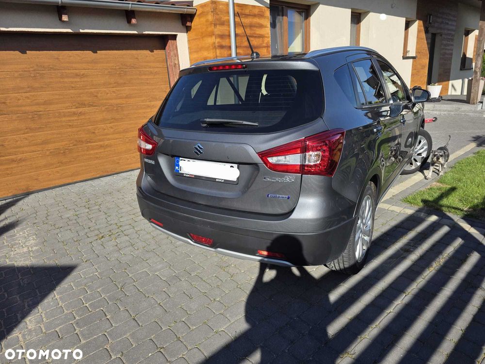 Suzuki S-Cross - 4