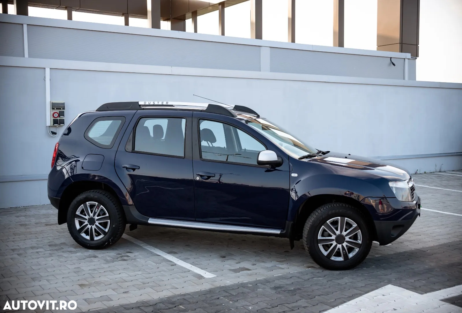 Dacia Duster 1.6 4x2 Laureate - 5