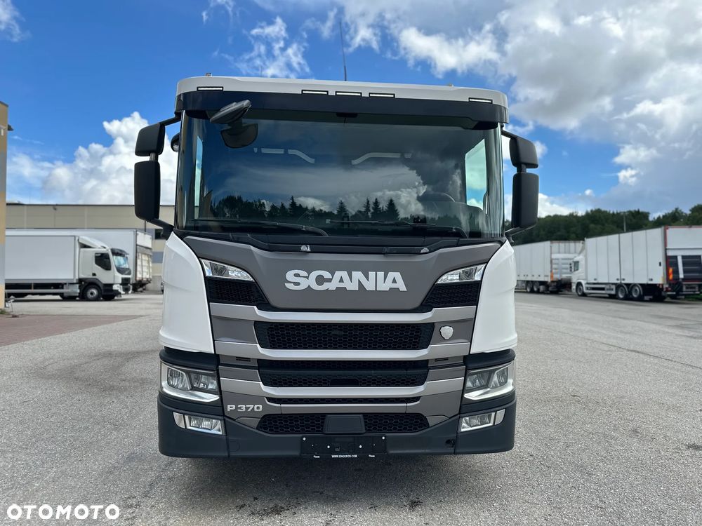 Scania P370 6X2*4 EURO6 + TERMO KING - 2