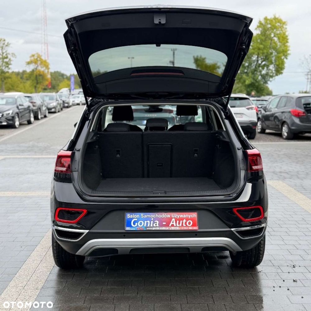 Volkswagen T-Roc - 10