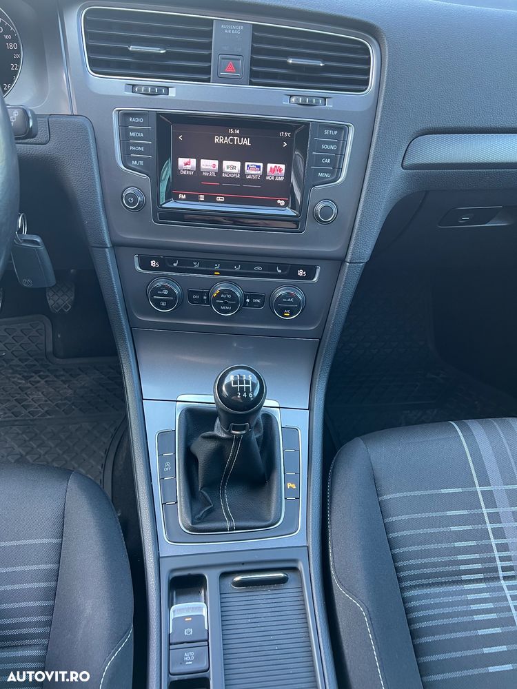 Volkswagen Golf 2.0 TDI BlueMotion Technology Allstar - 14