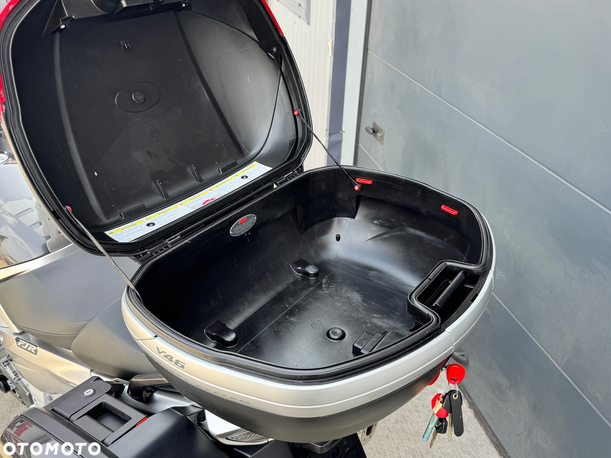 Yamaha FJR - 35
