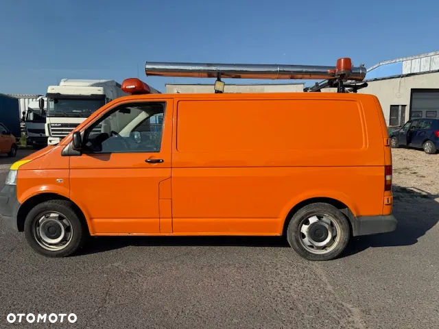 Volkswagen Transporter T5 - 2