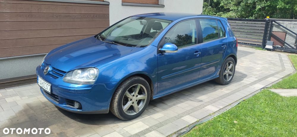 Volkswagen Golf - 2