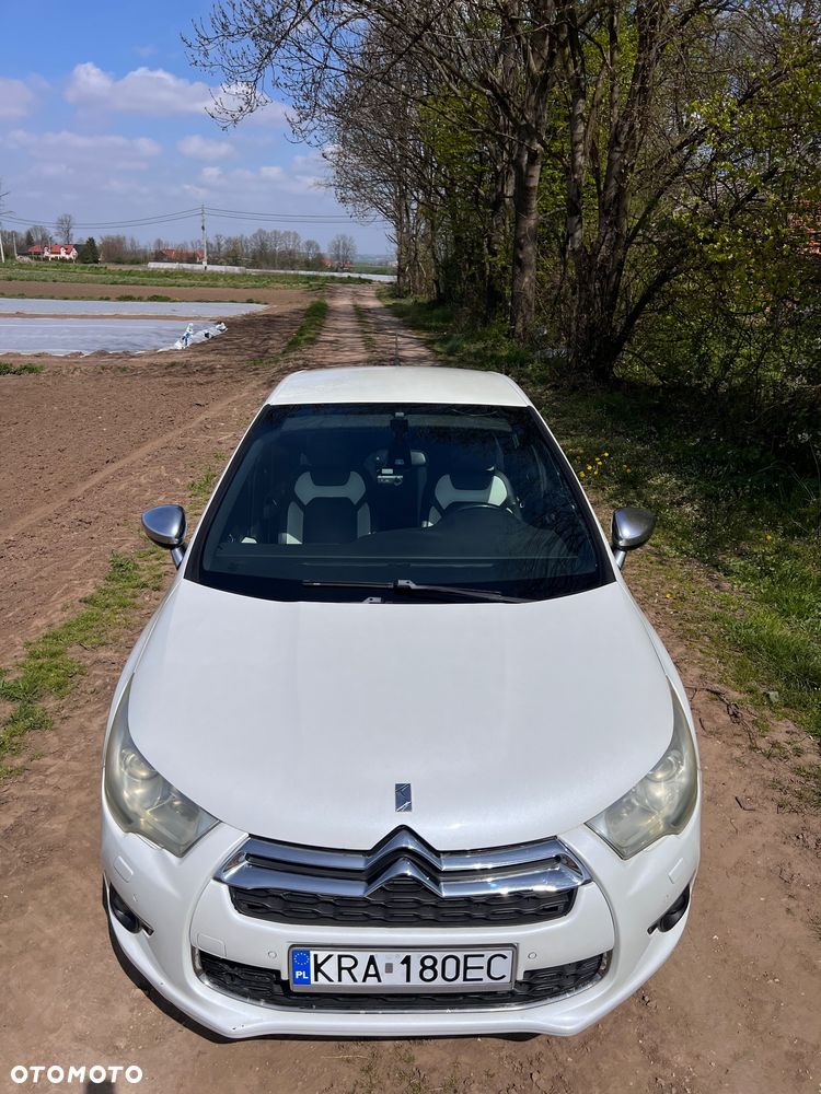 Citroën DS4 1.6 e-HDi SoChic MCP - 2
