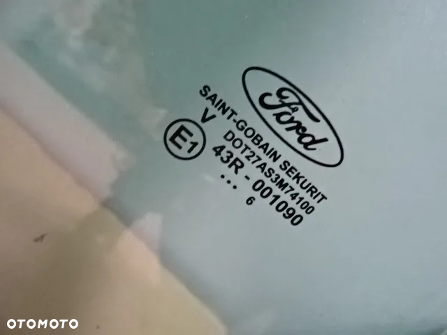 SZYBA BOCZNA DRZWI PRAWY TYŁ FORD GALAXY MK2 NR851 - 2