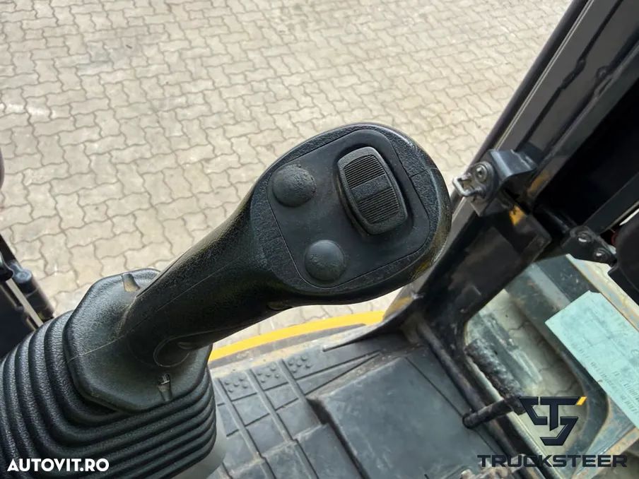 Komatsu PC80MR-5 | JoyStick | Vopsea Originala | AC - 21