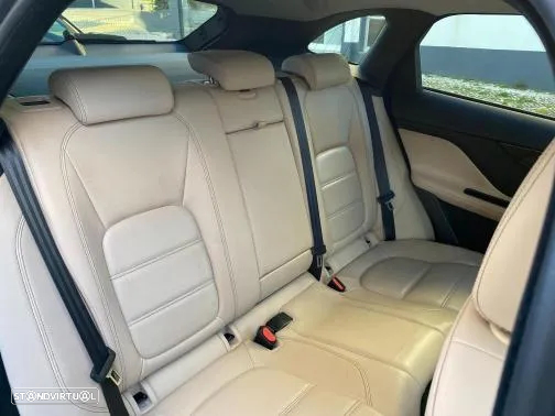 Jaguar F-Pace 20d AWD Aut. Prestige - 40